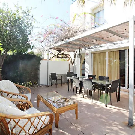 Vakantiehuis Playa De Baria I